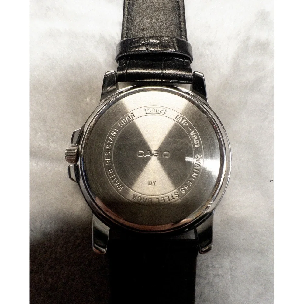 Casio MTP-VD01 Mens 43mm Day Indicator Watch Black Leather Band New Battery